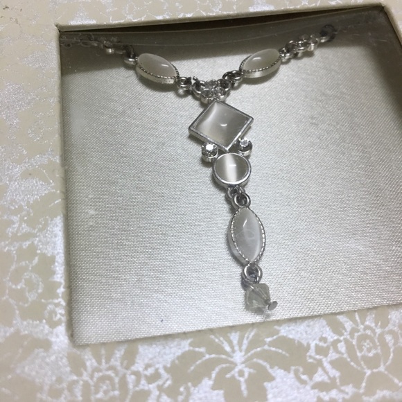 Beautiful necklace! - Picture 1 of 2